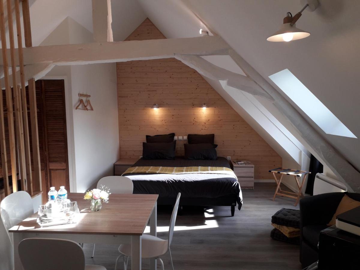 Charmes En Ville Le Charme Authentique Montluçon Eksteriør billede