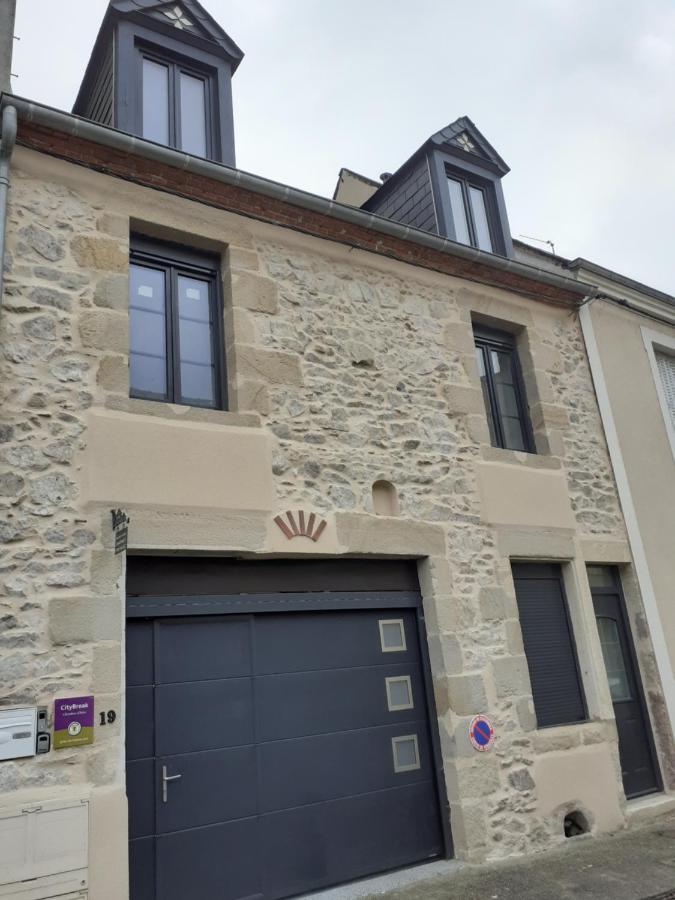 Charmes En Ville Le Charme Authentique Montluçon Eksteriør billede